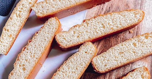 Keto Cheesecake Pound Cake